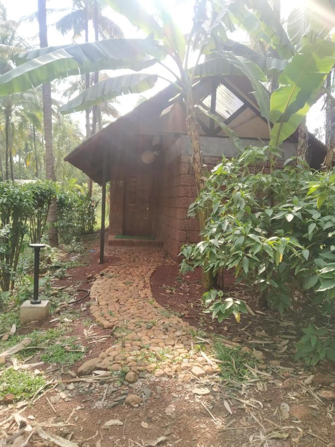 The Orchard Resort Belgaum Extérieur photo