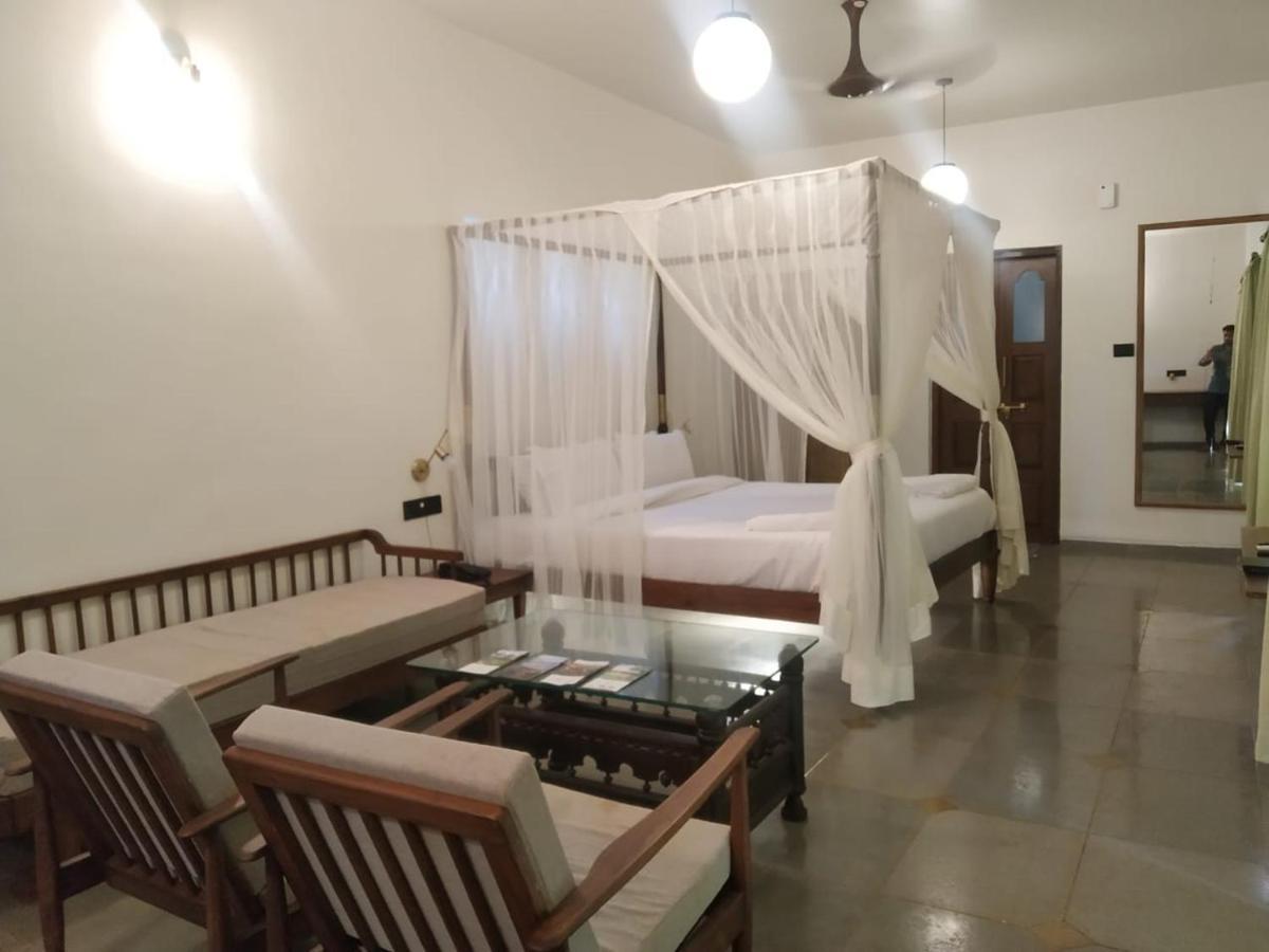 The Orchard Resort Belgaum Extérieur photo