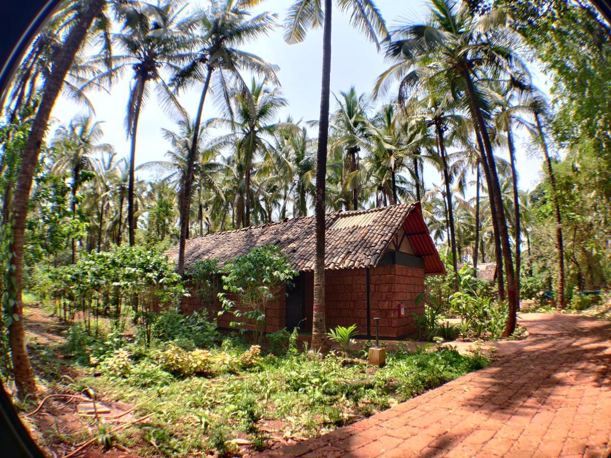 The Orchard Resort Belgaum Extérieur photo